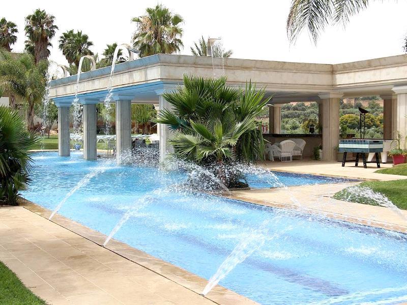 Zaki Suites Hotel & Spa Meknès Exterior foto